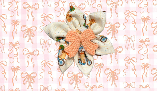Mouse on a Mission Collar Flower